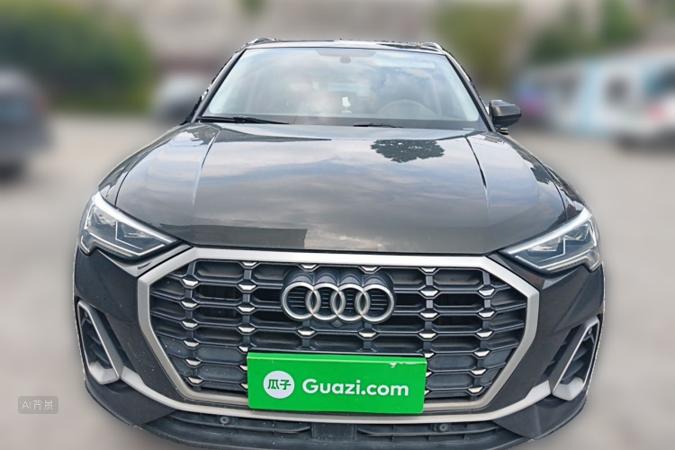 Audi Q3 2020 car image #3
