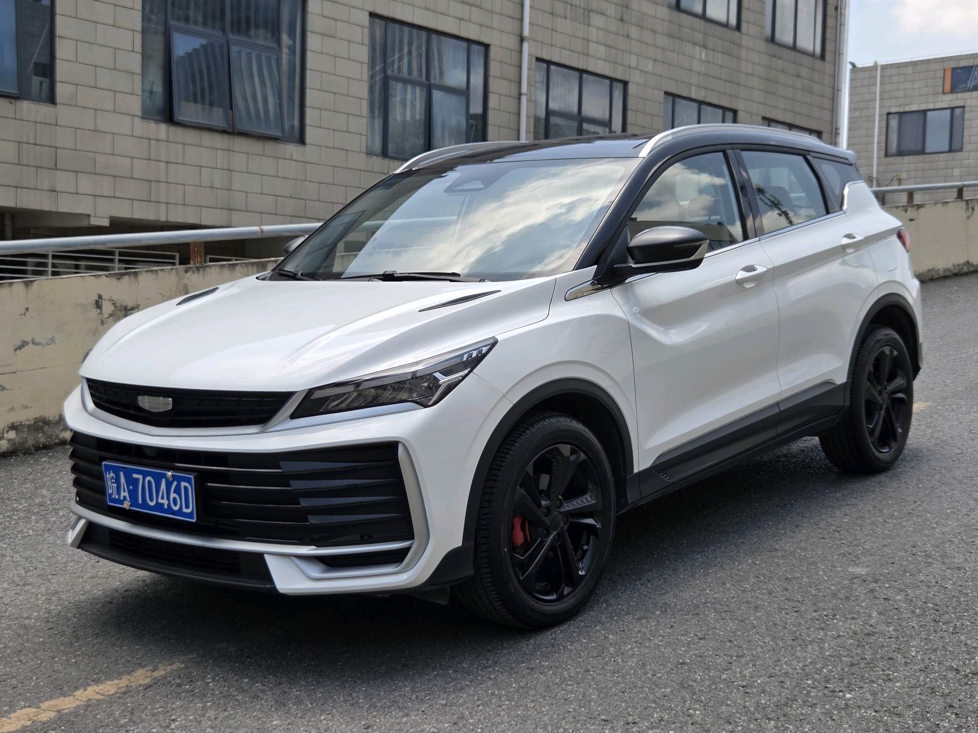 GEELY Coolray 2025 GEELY Coolray 2025 car image