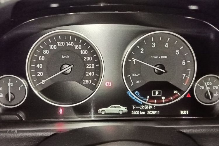 BMW 3 Series 2019 car image #13