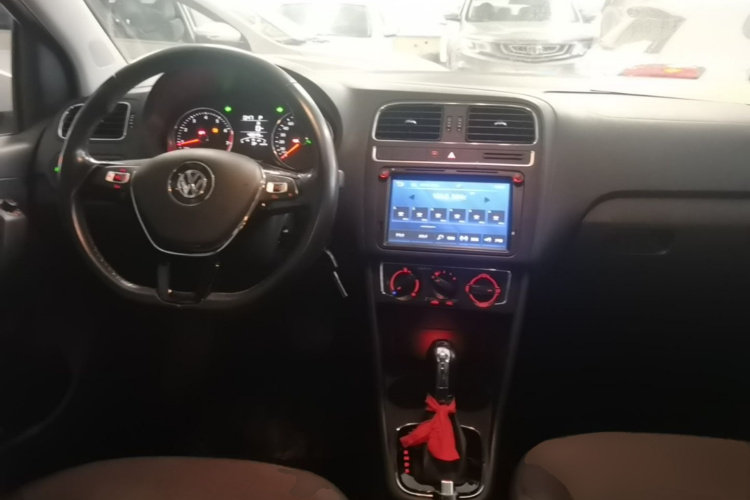 Volkswagen Polo 2017 #11 Volkswagen Polo 2017 car image #11