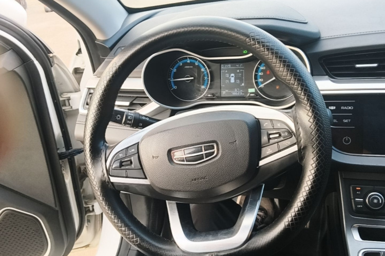 GEELY Emgrand 2020 #11 GEELY Emgrand 2020 car image #11