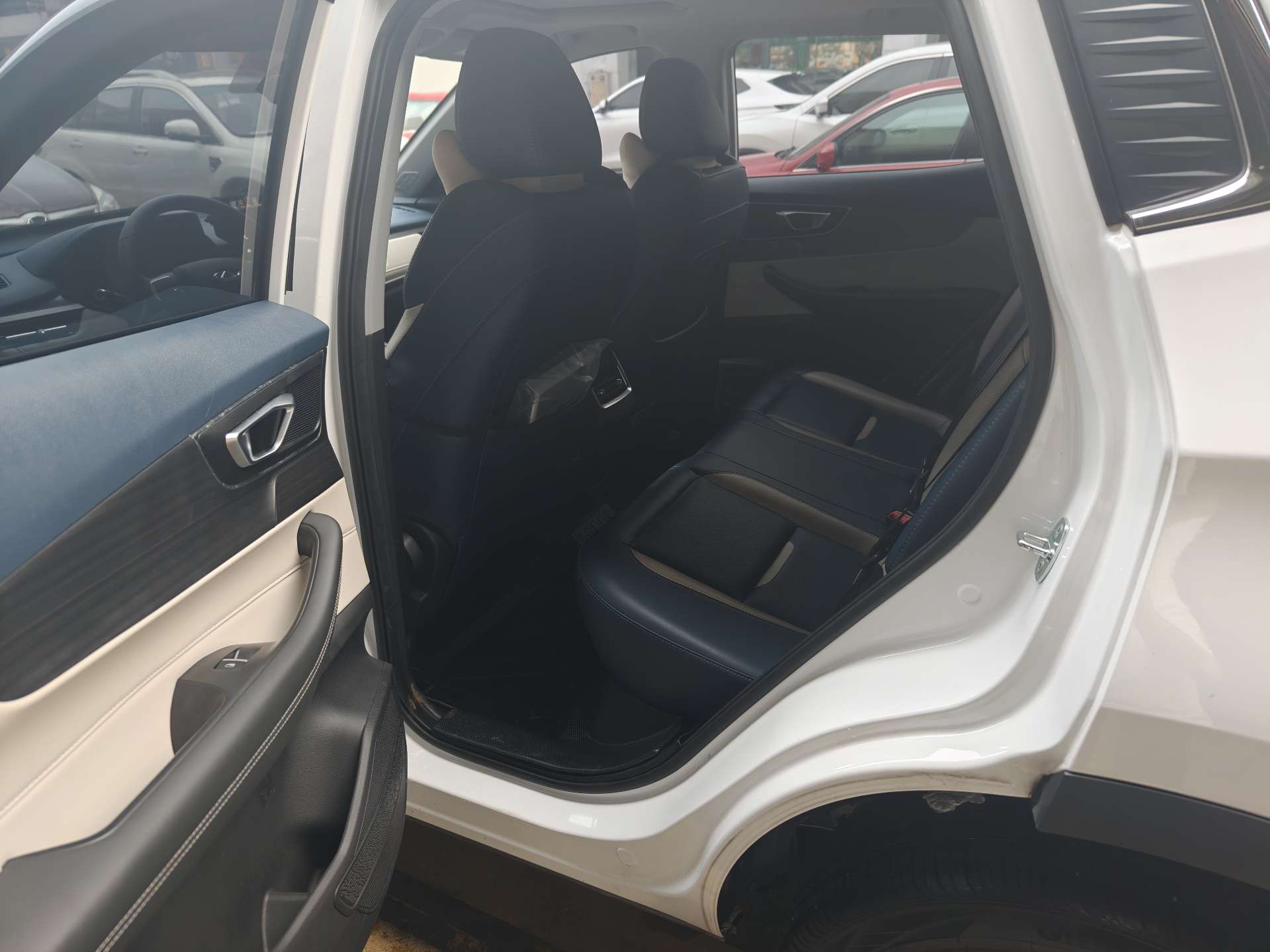 Chery Tiggo 5x 2023 imagen de coche #5