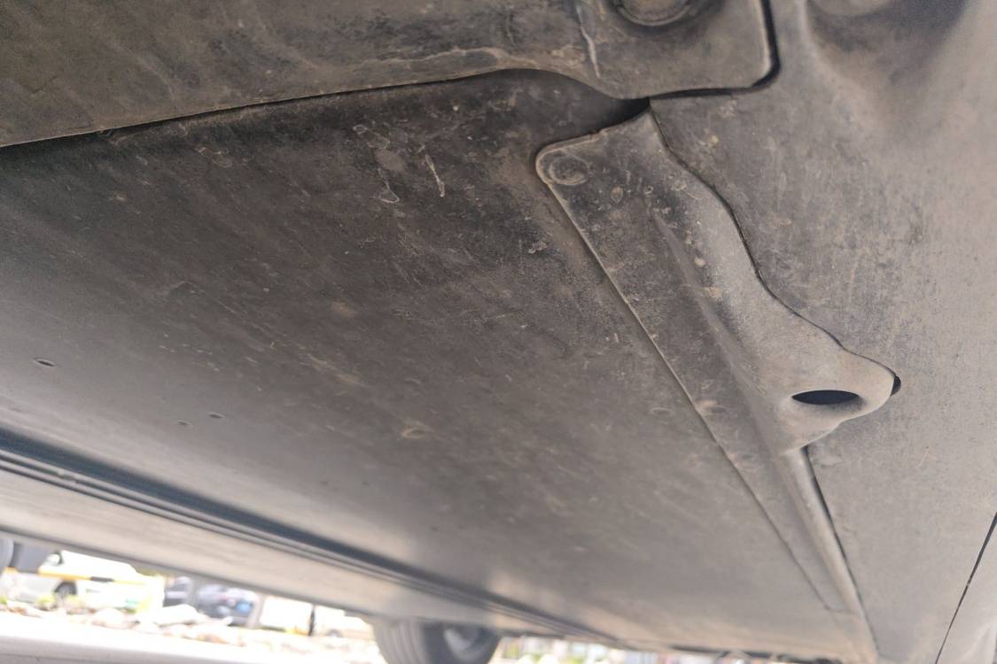 Tesla Model Y 2024 car image #17