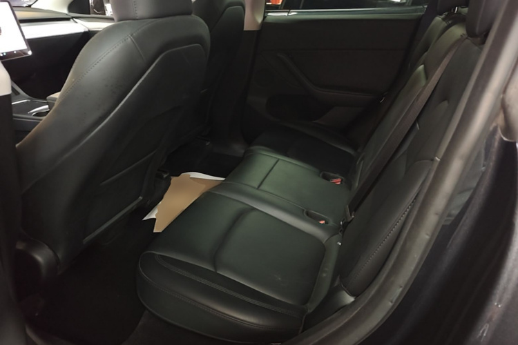 Tesla Model Y 2024 #17 Tesla Model Y 2024 car image #17