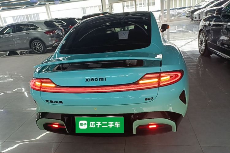 MI SU7 2024 car image #4