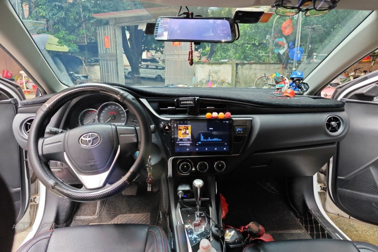 Toyota Corolla 2017 #11 Toyota Corolla 2017 car image #11