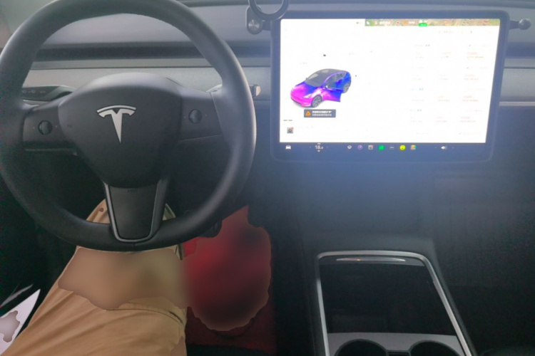 Tesla Model Y 2023 #10 Tesla Model Y 2023 car image #10