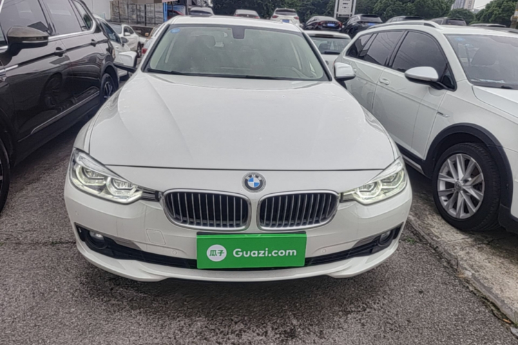 BMW 3 Series 2019 image de voiture #3