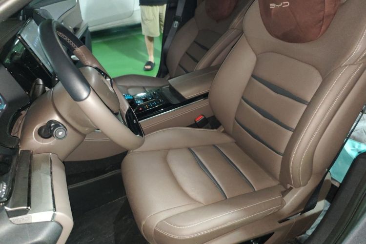 BYD Han 2021 car image #17