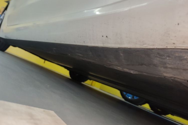Tesla Model 3 2020 car image #26