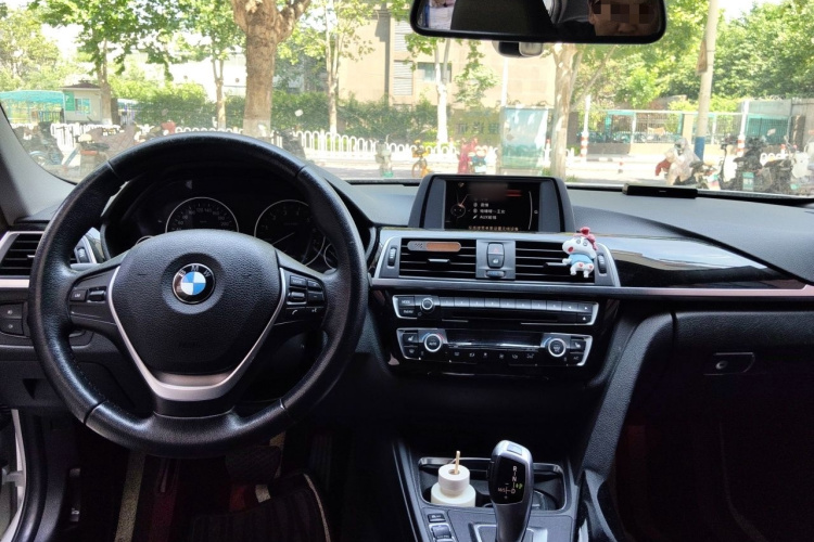 BMW 3 Series 2016 #12 BMW 3 Series 2016 car image #12