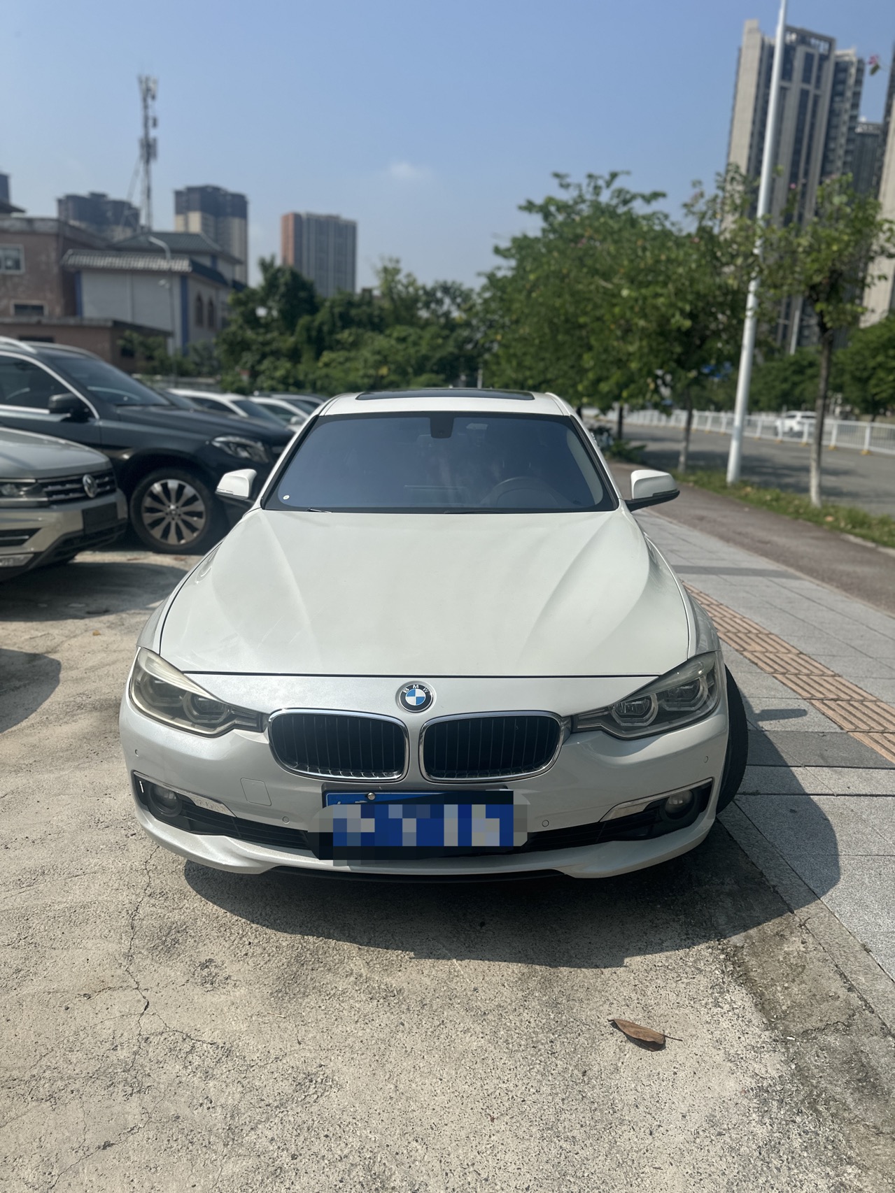 BMW 3 Series 2017 #2 BMW 3 Series 2017 car image #2