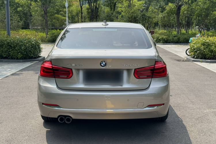BMW 3 Series 2017 car image #7