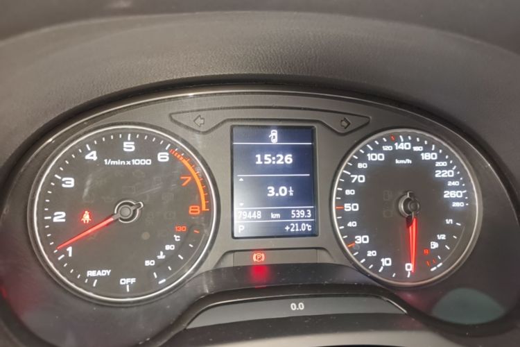 Audi A3 2018 car image #16