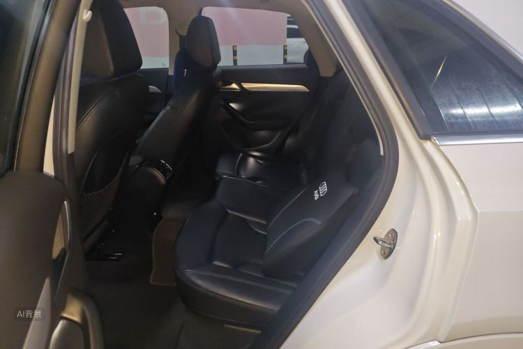 Audi Q3 2015 #19 Audi Q3 2015 car image #19