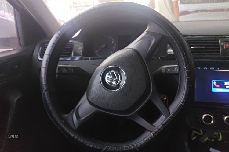 Volkswagen Santana 2017 car image #12