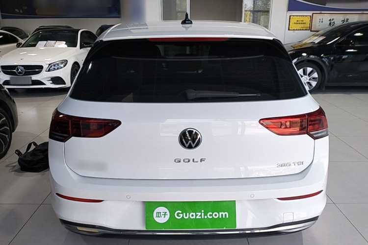 Volkswagen Golf 2021 car image #6