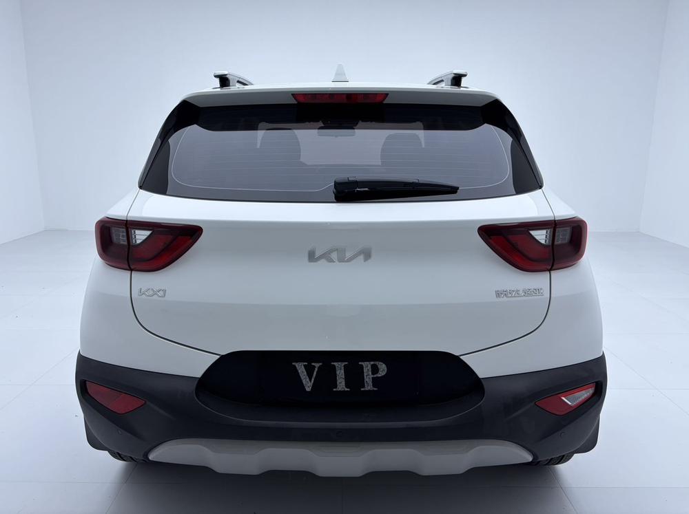 2023 car image #5