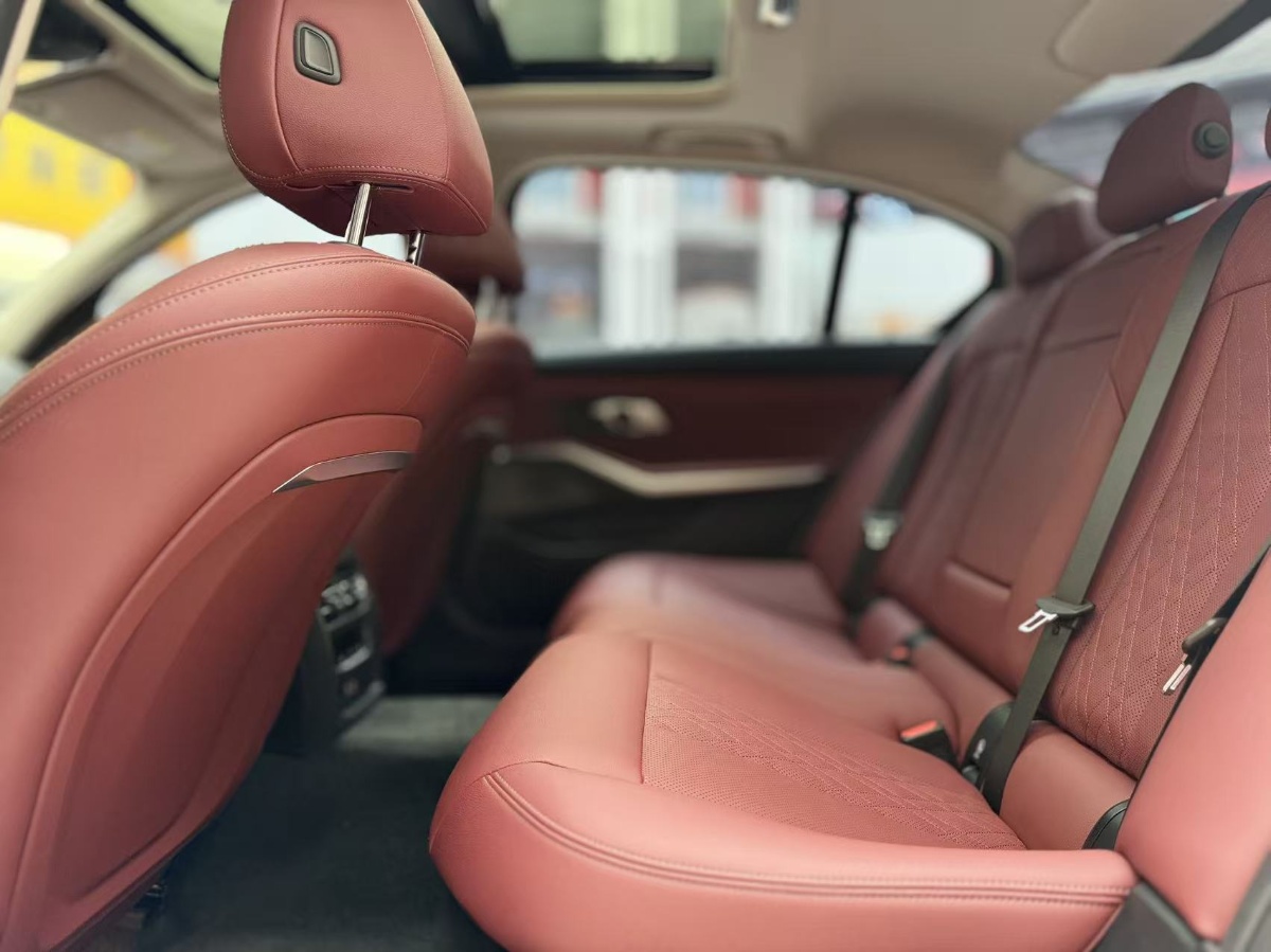 BMW 3 Series 2023 car image #5