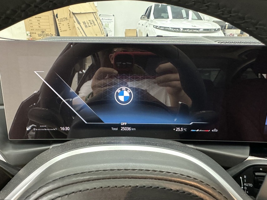 BMW 3 Series 2023 #7 BMW 3 Series 2023 car image #7