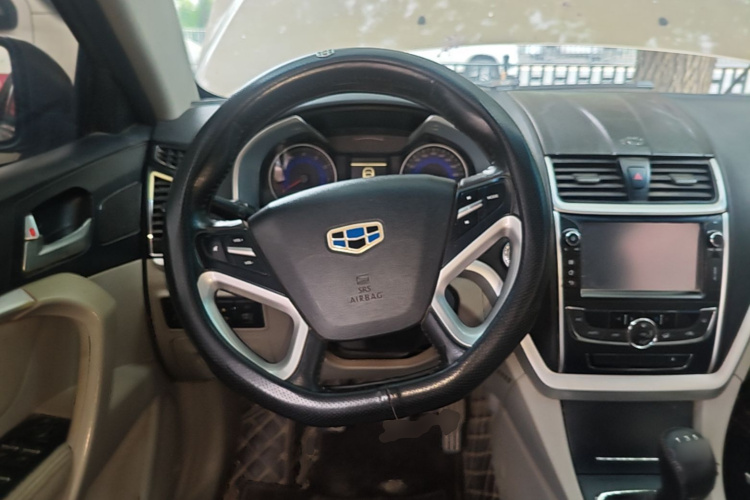 GEELY Emgrand 2015 car image #11
