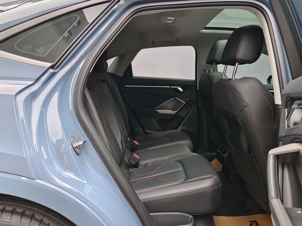 Audi Q3 Sportback 2021 #21 Audi Q3 Sportback 2021 immagine di auto #21