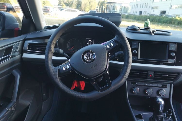 Volkswagen Lavida 2020 car image #12