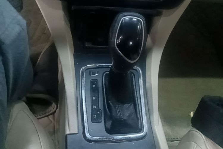 GEELY Emgrand 2017 #14 GEELY Emgrand 2017 car image #14