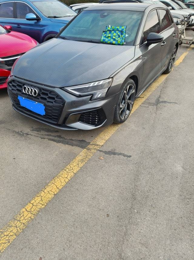 2022 2022 immagine di auto