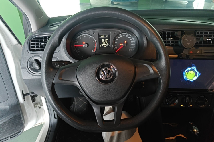 Volkswagen Polo 2019 #11 Volkswagen Polo 2019 car image #11