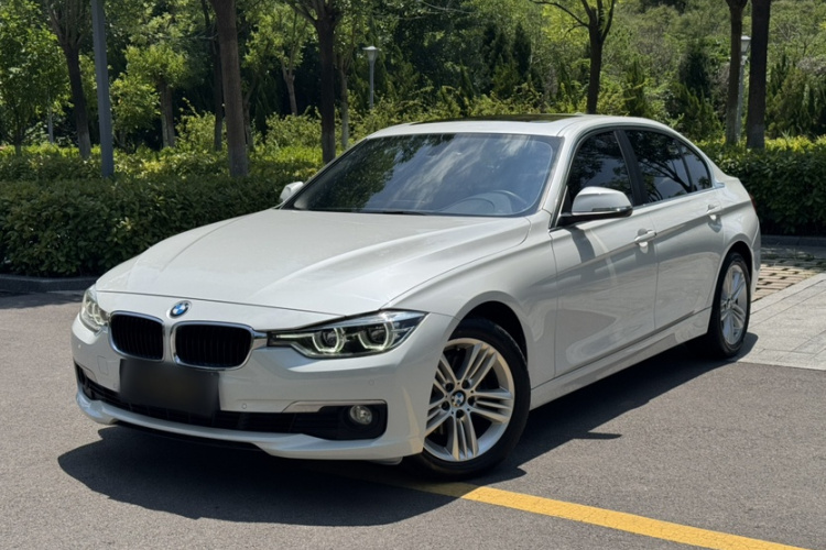 BMW 3 Series 2017 car image #2