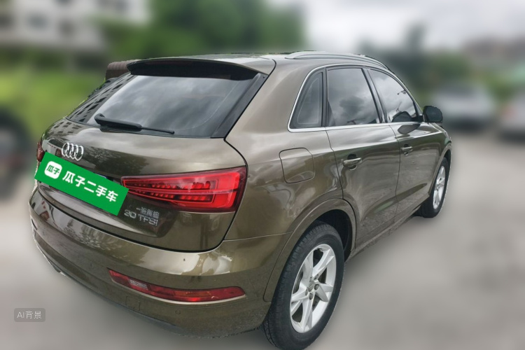 Audi Q3 2018 car image #7
