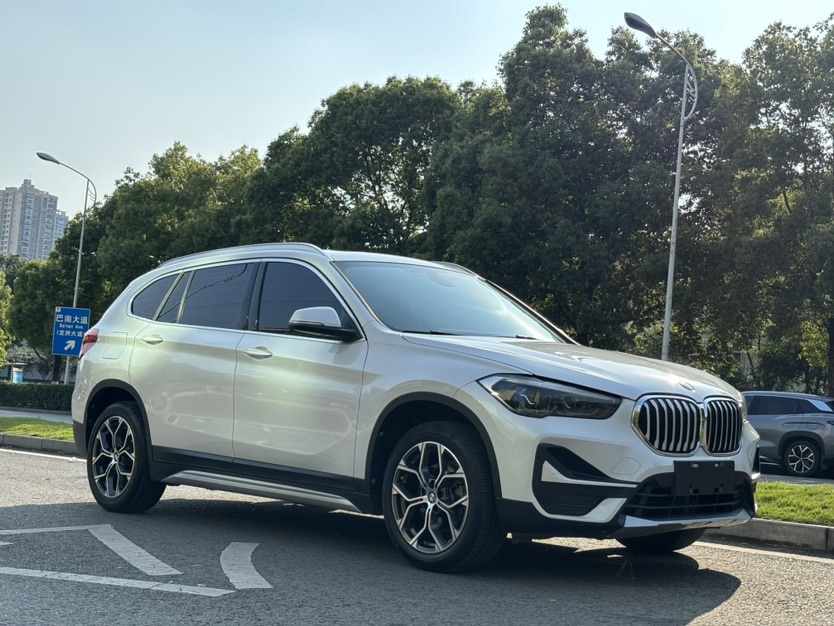 BMW X1 2020 car image #3