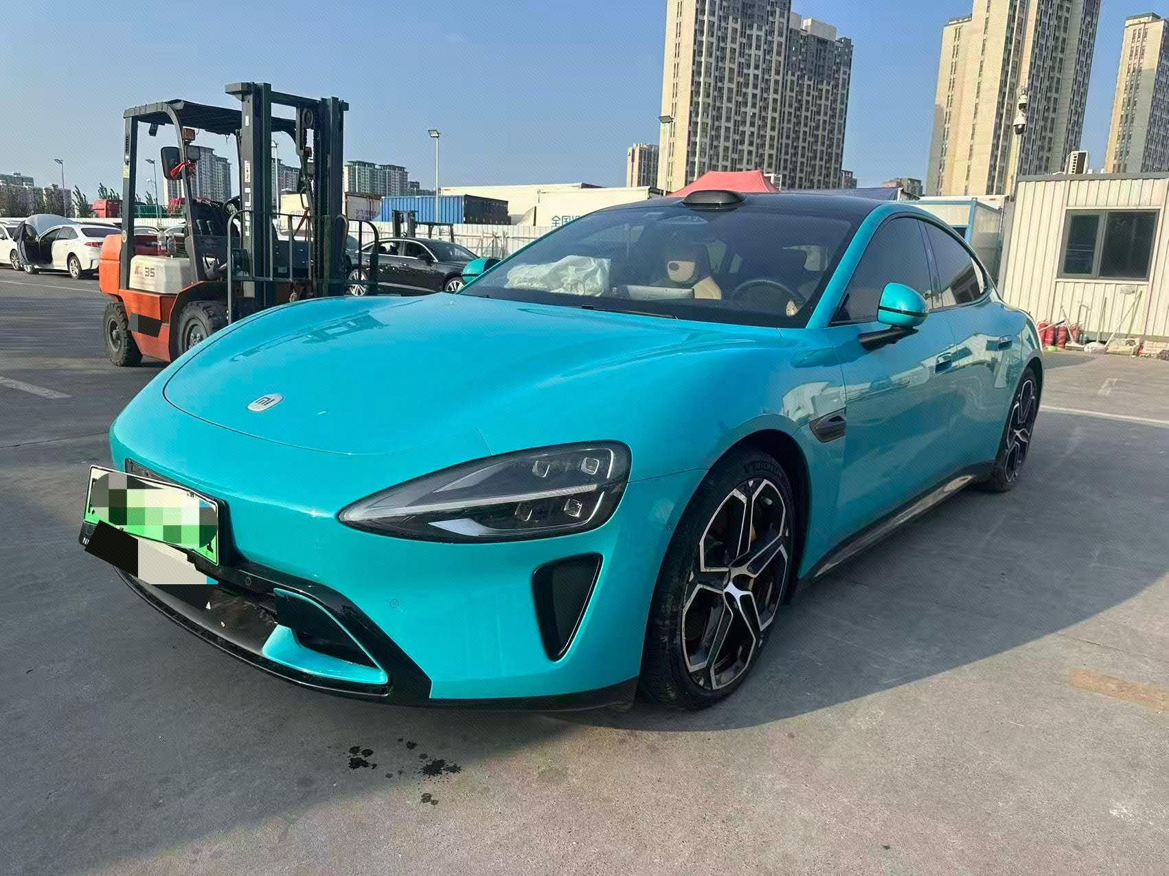 MI SU7 2025 car image 