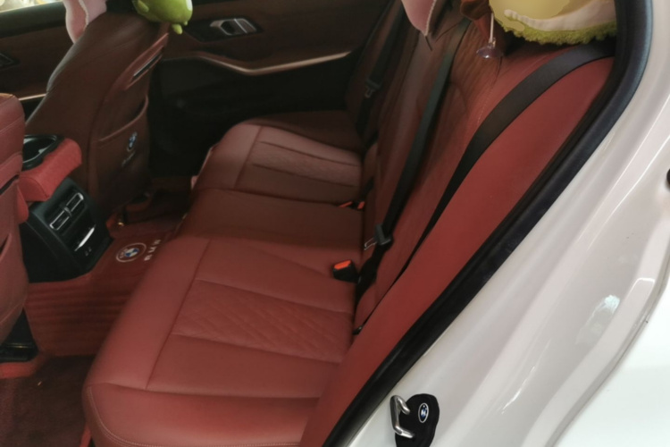 BMW 3 Series 2024 #17 BMW 3 Series 2024 car image #17
