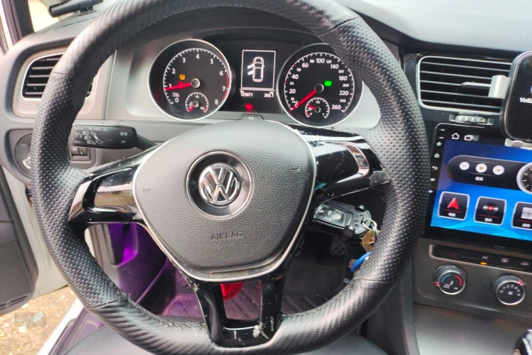 Volkswagen Golf 2017 #12 Volkswagen Golf 2017 car image #12