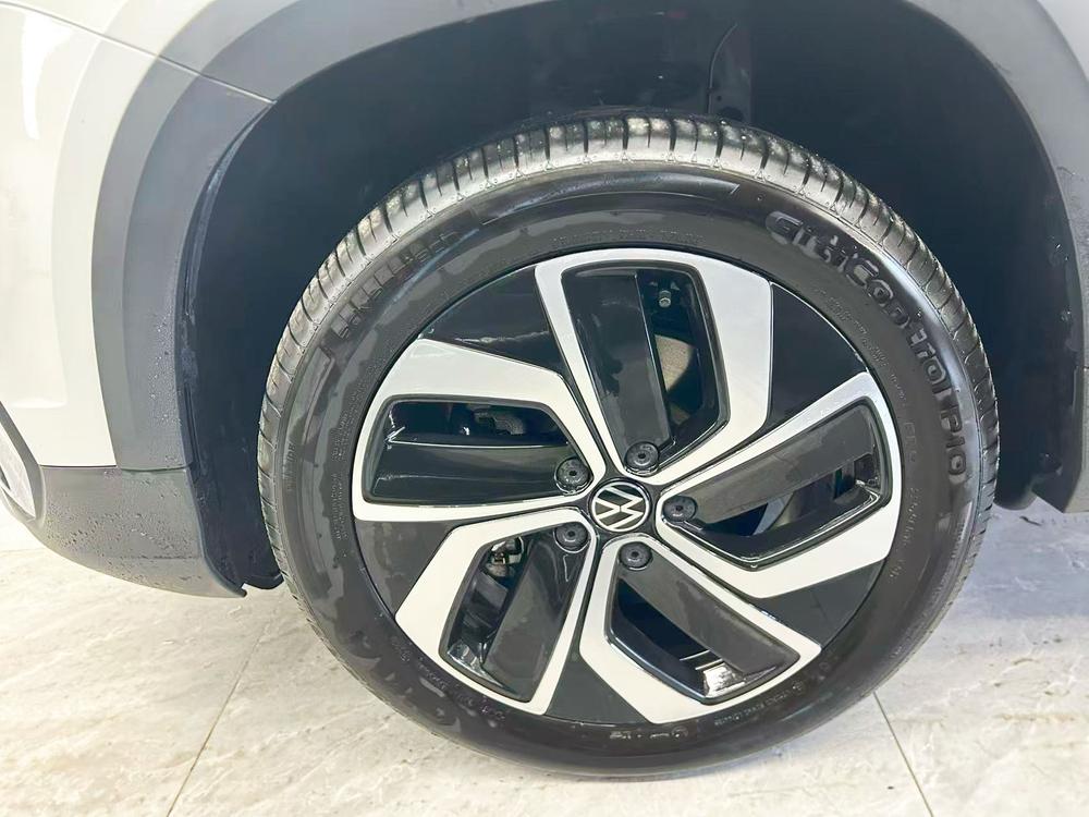 Volkswagen Tharu 2026 car image #14