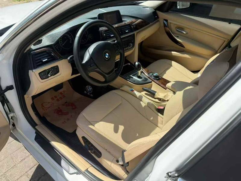 BMW 3 Series 2013 immagine di auto #5