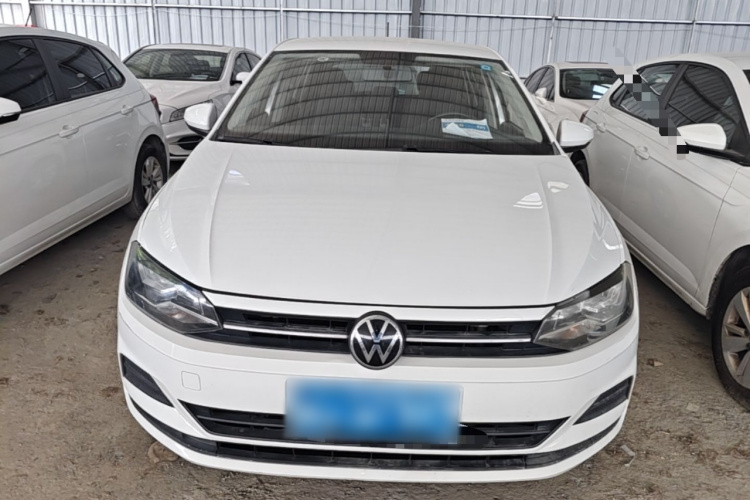 Volkswagen Polo 2023 car image #3