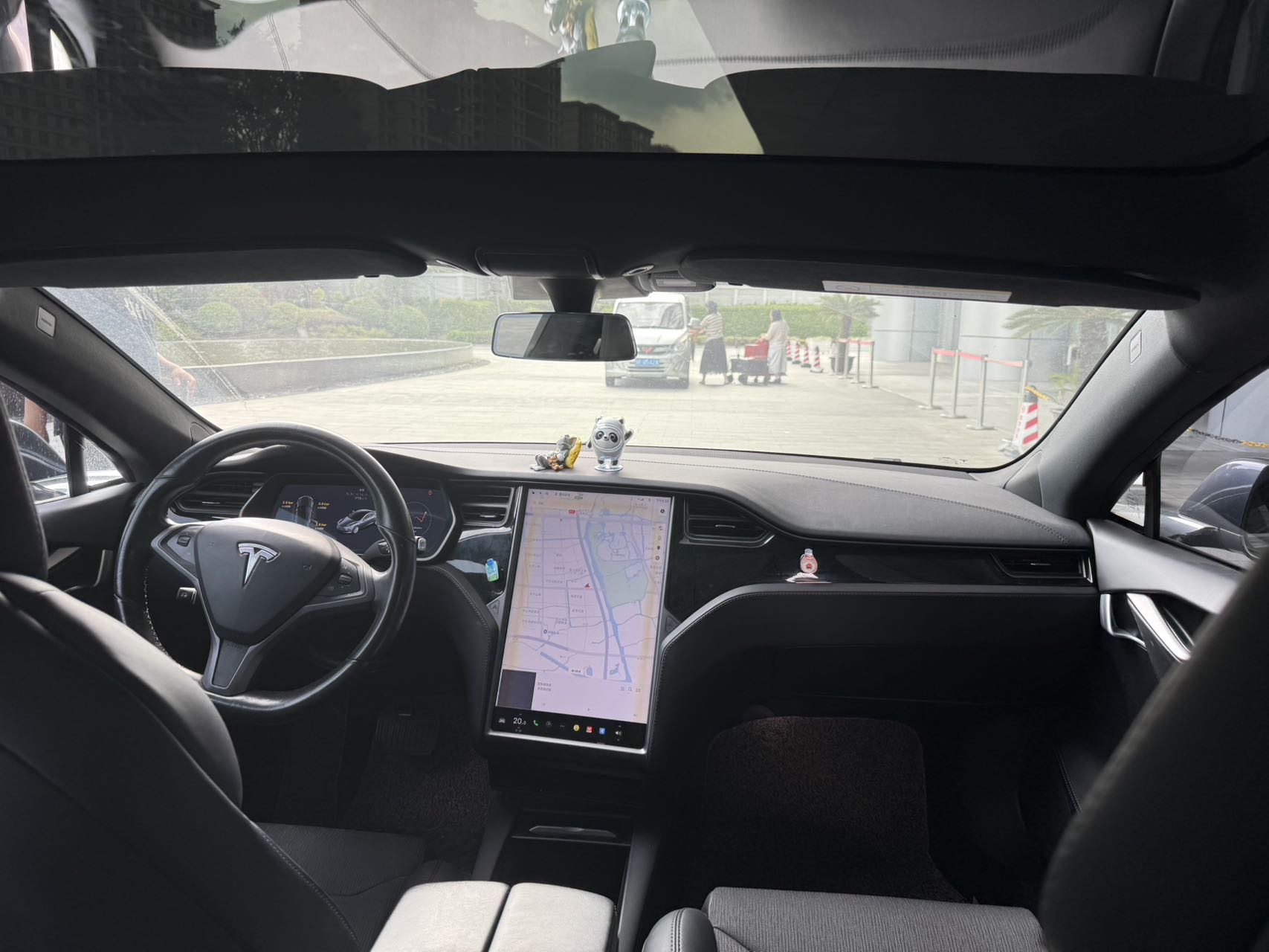 Tesla Model S 2019 car image #4