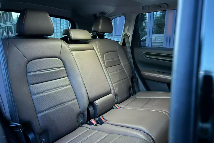 2023 car image #15