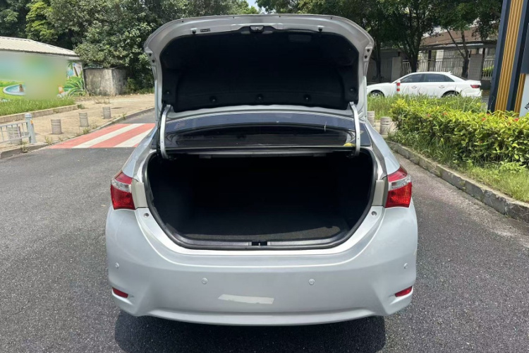 Toyota Corolla 2017 #20 Toyota Corolla 2017 car image #20