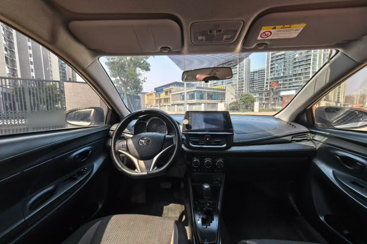 Toyota Vios 2021 image de voiture #11