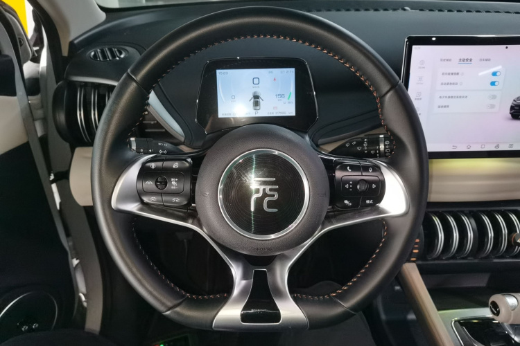 BYD Yuan Plus 2024 صورة سيارة #11