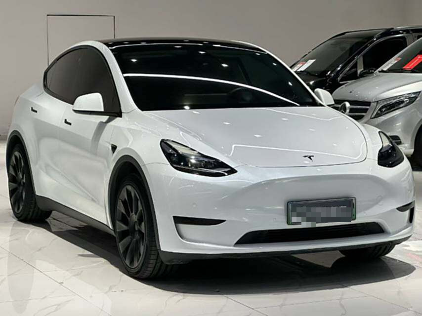 Tesla Model Y 2023 #5 Tesla Model Y 2023 car image #5