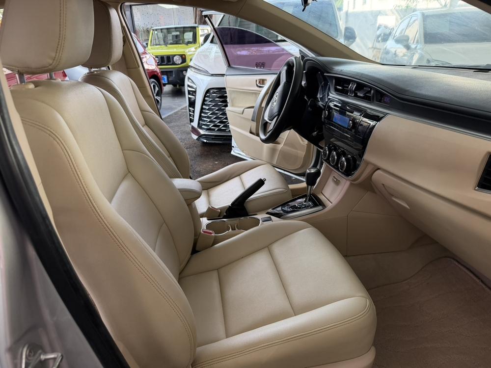 Toyota Corolla 2014 immagine di auto #14