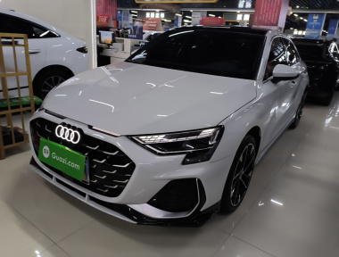 Audi A3 2025 immagine di auto 