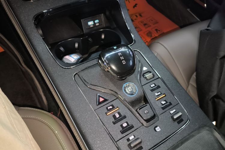 BYD Han 2023 #18 BYD Han 2023 immagine di auto #18