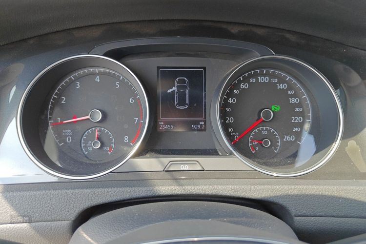 Volkswagen Golf 2020 imagen de coche #13