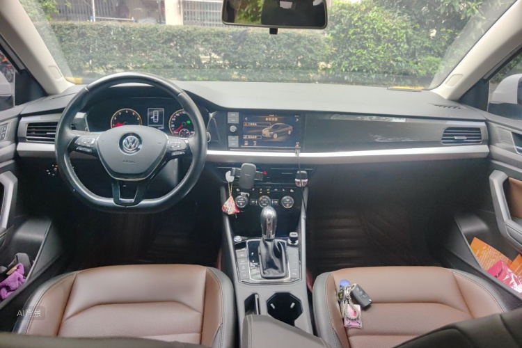 Volkswagen Lavida 2019 #11 Volkswagen Lavida 2019 car image #11